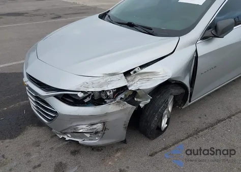 2020 Chevrolet Malibu Fwd Ls z USA, uszkodzony, nr VIN 1G1ZB5ST8LF158070